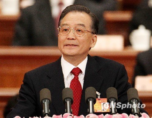 溫家寶報告提出2010年中國經(jīng)濟十大關(guān)鍵數(shù)據(jù)