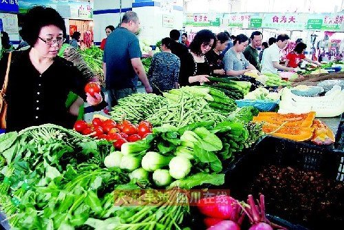 菜價持續(xù)高位運(yùn)行 預(yù)計(jì)后期止?jié)q回落