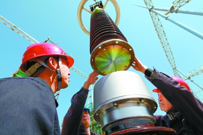 有堅(jiān)強(qiáng)電網(wǎng)，我們用電放心