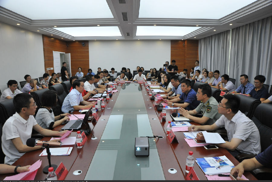 匯聚省市區(qū)強(qiáng)大合力，釋放“知?jiǎng)?chuàng)福建”創(chuàng)新動(dòng)能——顏志煌局長(zhǎng)在“知?jiǎng)?chuàng)福建”平臺(tái)會(huì)見(jiàn)鼓樓區(qū)委書(shū)記薛侃一行