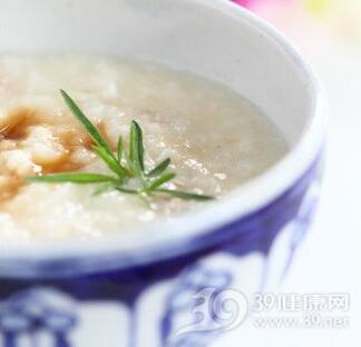 哺乳期吃什么好？這些湯粥易吸收還催乳