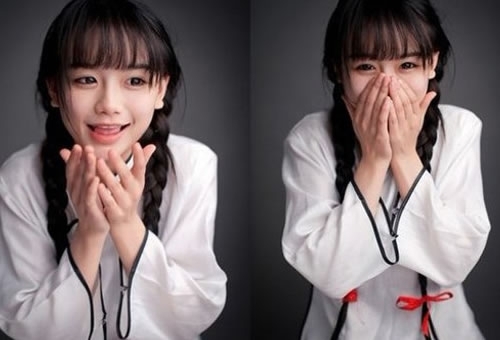 南笙姑娘：南笙在豆瓣網(wǎng)上傳她自己的一系列復(fù)古照片，憑借長(zhǎng)著一張?zhí)鹈赖耐?，民?guó)學(xué)生裝扮，梳著兩條可愛(ài)的辮子，萌到不行的清純形象，成為宅男新一代時(shí)尚女神。
