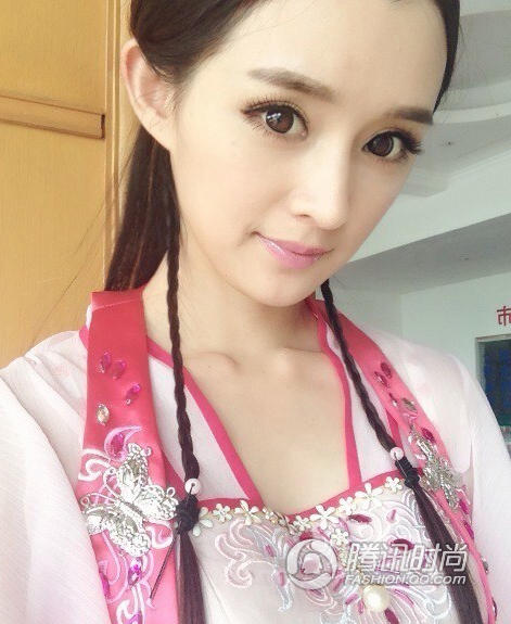 90后嫩?？崴品鏃顑?堅(jiān)稱從未整容